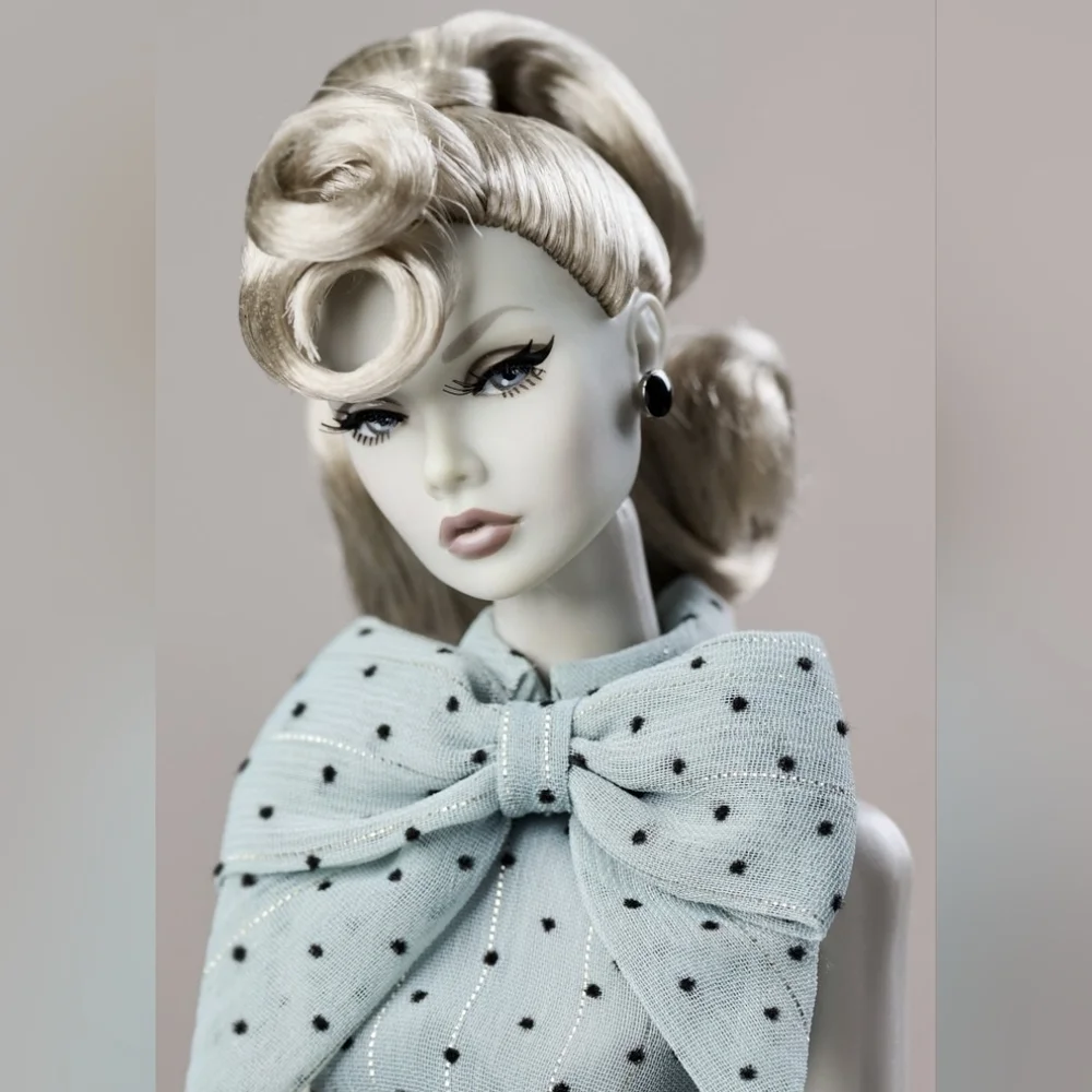 Integrity Toys Poppy Parker We Love Poppy Stay Tuned 2022 LE NRFB
